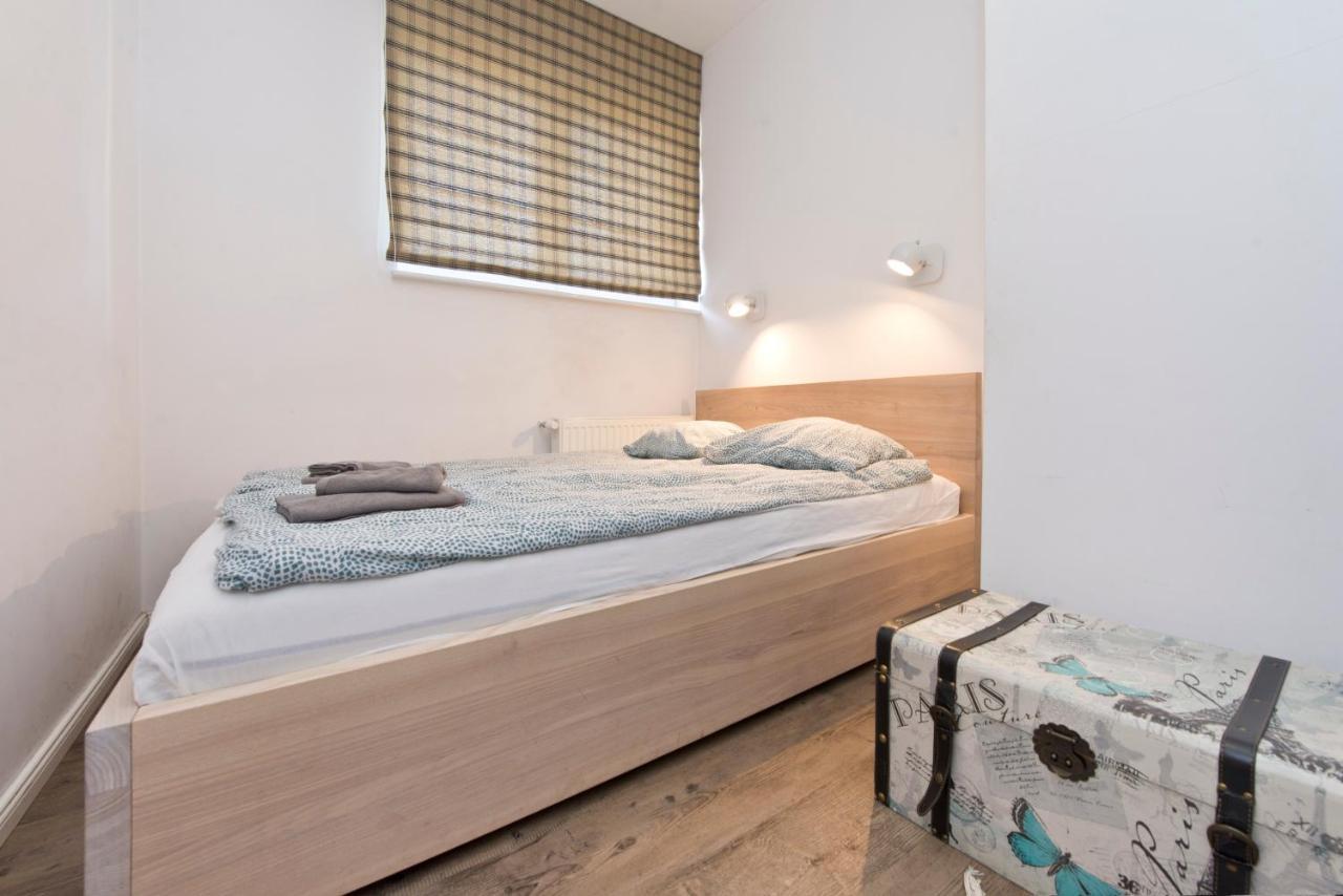 Kawalerka Refektarska Krr Apartamento Gdańsk Exterior foto